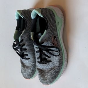 Skechers Solar Fuse Ultra Light Gray Sneakers Size 6.5